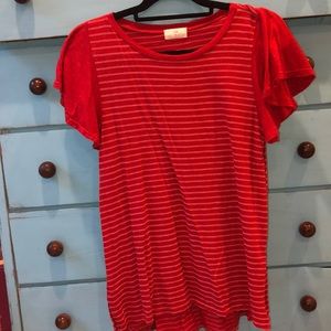 t.la ruffle sleeve tee